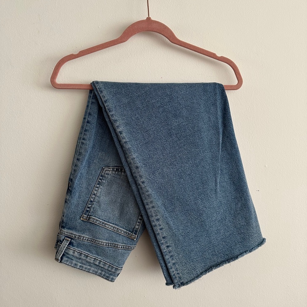 2/$50 Wide Straight Leg Medium Wash Jeans H&M SIZE 6 WOMEN'S - Picture 7 of 8